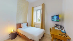 photo chambre 224 yellow