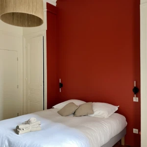 chambre 805 rouge fourneyron 1