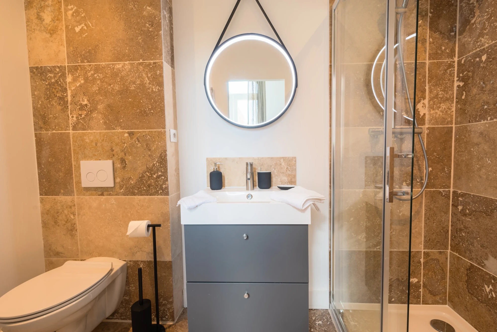 chambre_111_plaine_image_2