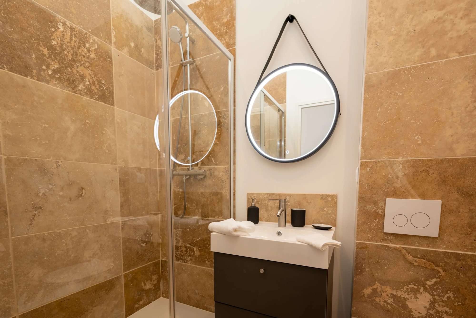 chambre_121_plaine_image_2