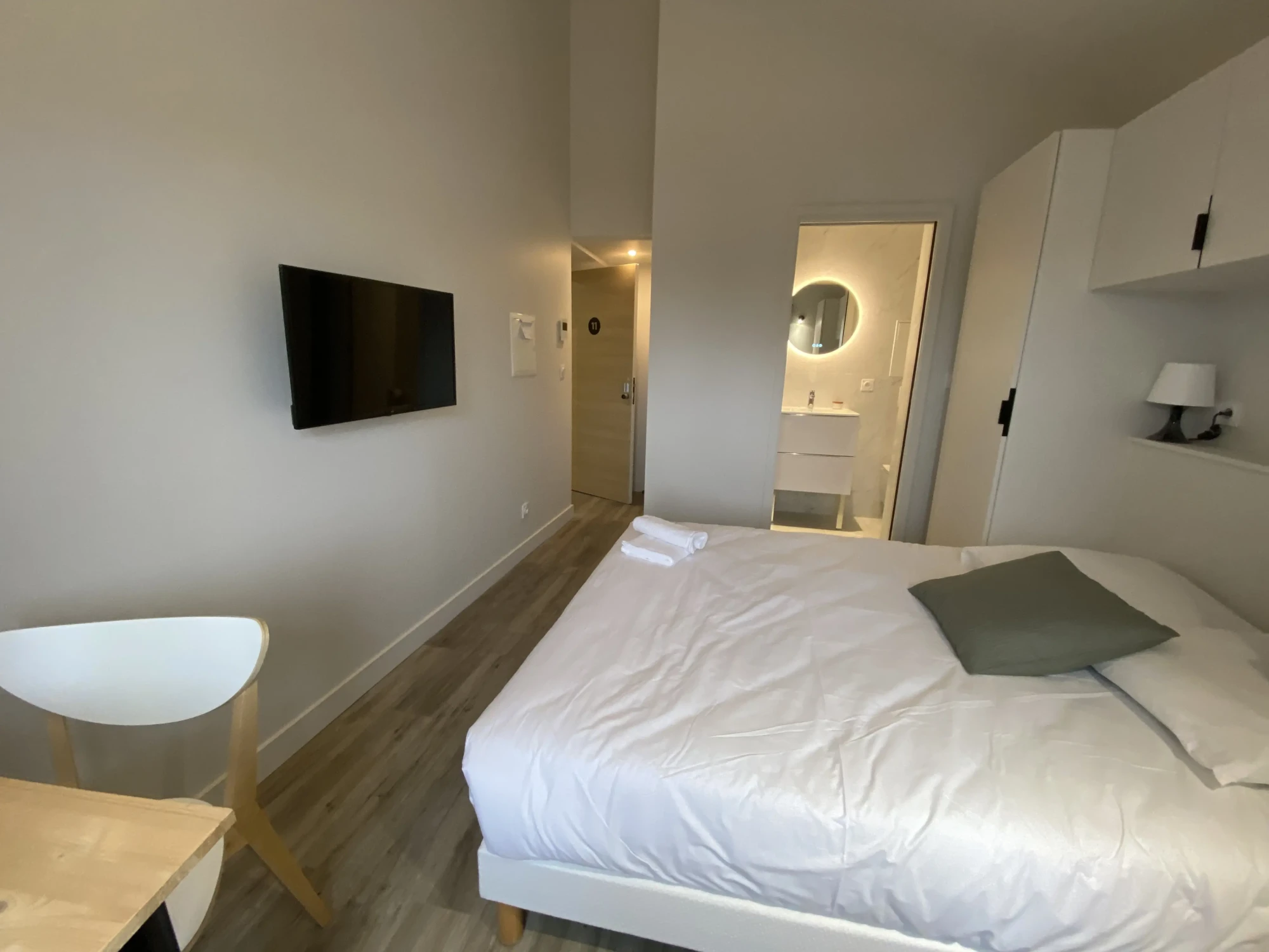 Chambre 11, #4.