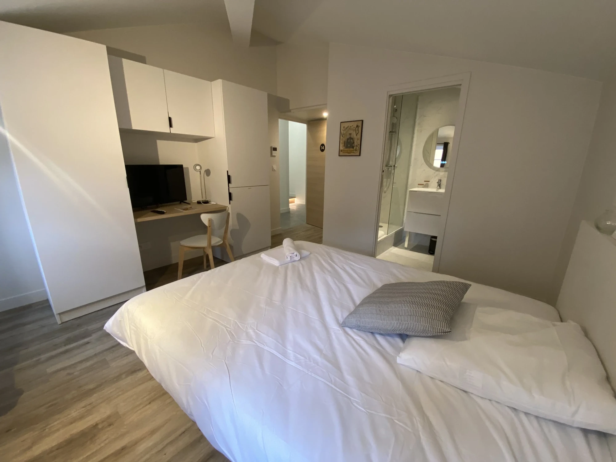 Chambre 14, #3.