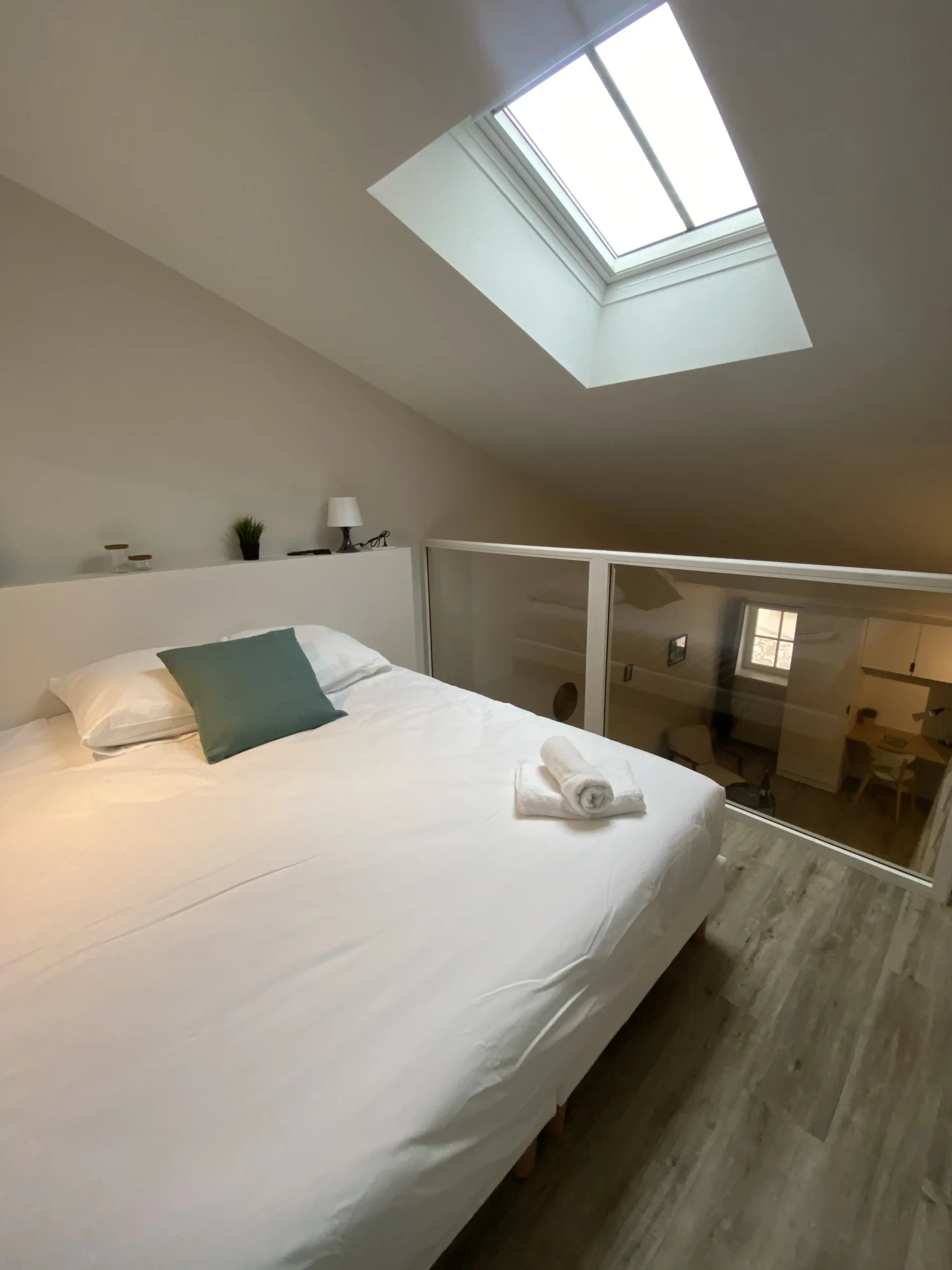 Chambre 16, #3.