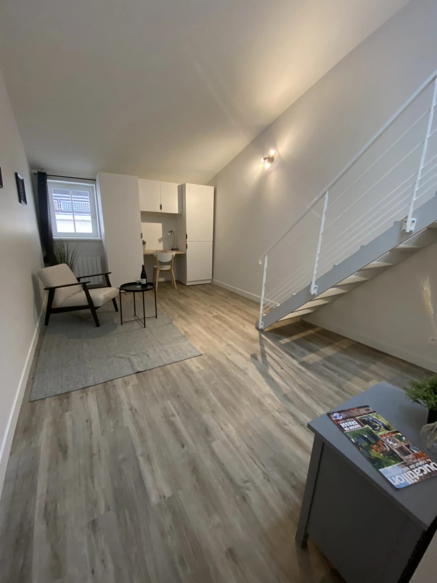 Chambre 16, #4.