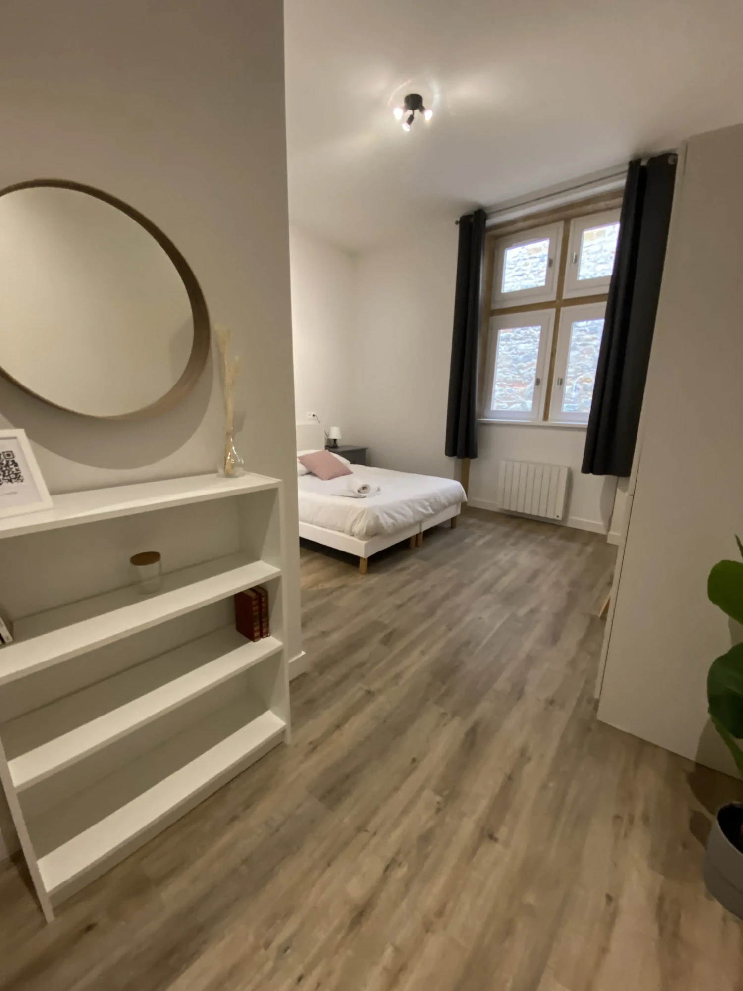 Chambre 5, #6.