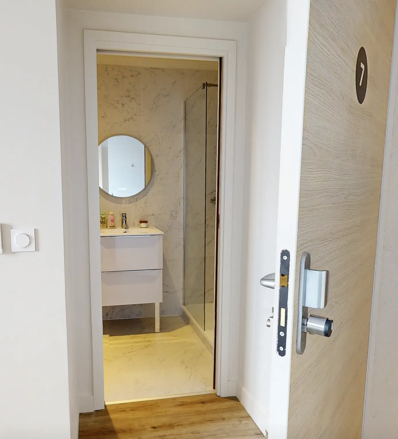 Chambre 7, #1.